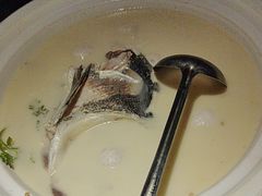 -卢大鲜鱼头捞饭(美利广场店)