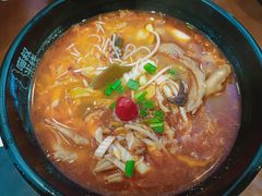 -渝和喵叔米线(南坪万达店)