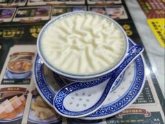 招牌双皮奶任意配-广信牛奶甜品世家(台东店)