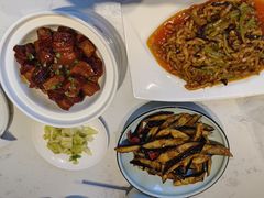-峨嵋小镇·川菜(勒泰中心店)