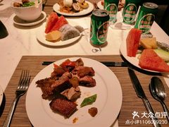 -深圳国际会展中心希尔顿酒店(前海华发冰雪世界店)