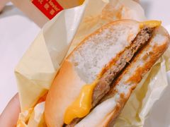 麦辣鸡腿堡-麦当劳(郑州新郑机场)