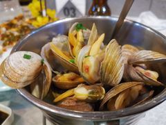 一桶蚬子-渔娘渔家丹东海鲜(东直门店)