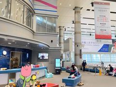 -成都冰纷万象滑冰场