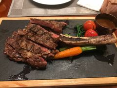 -东西风牛排馆周末烧烤自助(首都机场希尔顿店)