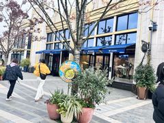 -比斯特上海购物村精品奥特莱斯