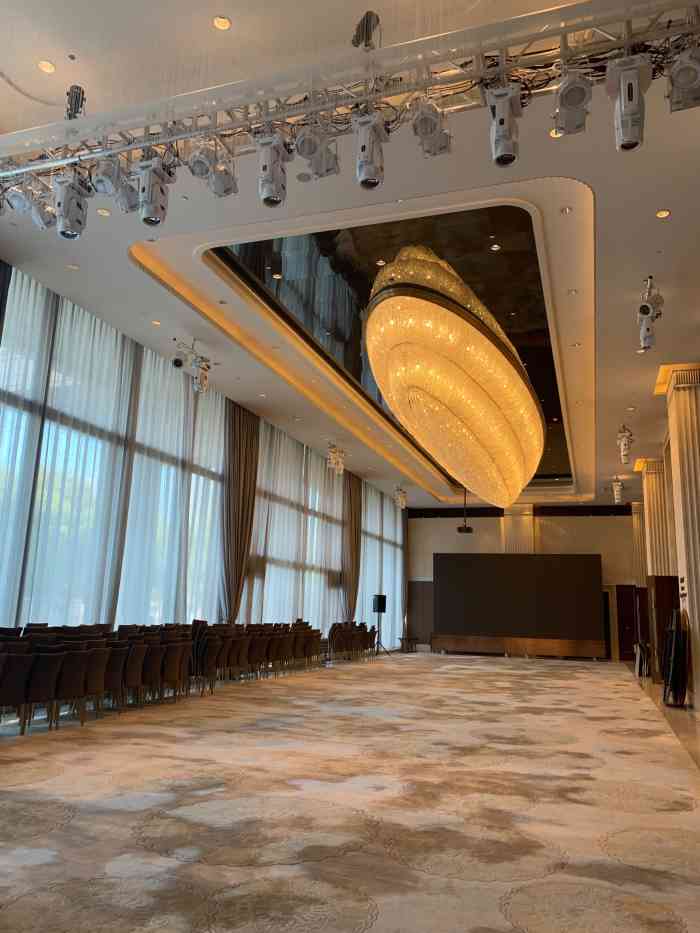 上海小南国·宴会厅(黄兴公园店)-"亲戚结婚,喝喜酒,今天是个好日子