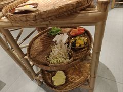 -爱你您·自家鱼塘·活水喷泉鱼火锅(八里店)