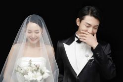 -蒙太奇婚纱摄影(万达店)