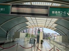 -龙阳路磁悬浮列车总站-停车场