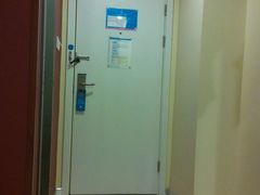 -汉庭(上海虹桥机场新店)