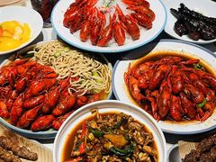 -杨氏青龙虾·吃蟹季(金盛路总店)