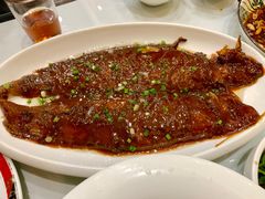 红烧板鱼（比目鱼）-小实惠嘉(威海路店)