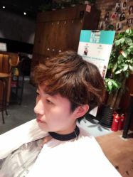 -PE SALON