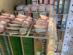 -名创优品(山东青岛东方城店)