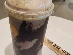 -喜茶(杭州滨江宝龙店)