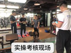 -力美健健身俱乐部(金碧店)