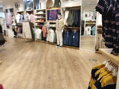 -优衣库(上海金桥太茂店)