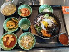 -欧巴炭烤肉오빠숯불구이(南京东路店)