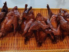 五谷芳红烧乳鸽-五谷芳乳鸽王(梅沙老店)