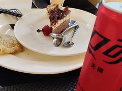 -圣丰索菲特·2 On 988 Café 自助餐厅