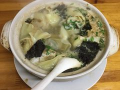 -小许三鲜砂锅馄饨店(家多乐烟酒店)