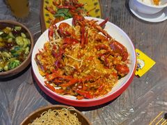 -老街烧烤大排档·地道湖北菜·龙虾馆(汉口火车站店)