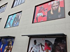 -NIKE上海青浦换季优惠店