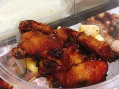 蜜汁鸡翅-老闵田螺馆·南昌特色小炒(梦时代店)