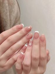 -悦指间美甲美睫