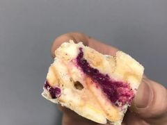 牛轧糖-贝紫Style(木马公寓店)