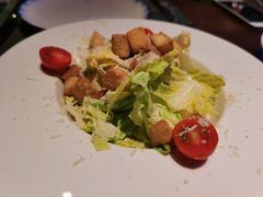 凯撒色拉-Ambra Haus琥珀屋精酿餐厅(宝山店)