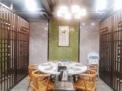 -乜都得港式茶楼(天贵路店)