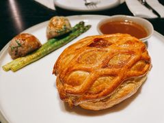 威灵顿牛排-GANEA 厨房神话故事西餐厅