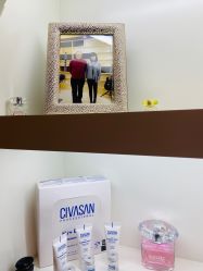 -美肤盾祛痘·问题肌头疗管理中心