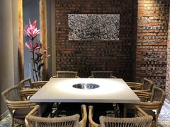 -墨居上隐·院子里火锅(峨眉店)