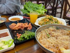 -韩风烤牛肉冷面店