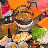那就来京城醉野CLUB吧！这里既有炭烤火锅