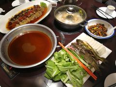 -巴陵全鱼席(湖南老字号汴河街店 )