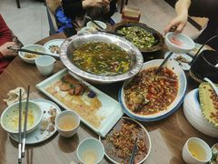 -有红鸡毛店·川菜(建设路店)