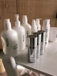 -雪儿·YuKi美甲美睫皮肤管理Salon