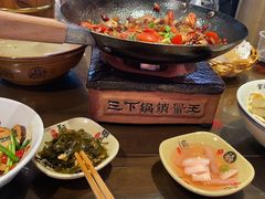 -富正毅三下锅·湘西韵味(天门山索道店)