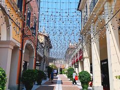 -佛罗伦萨小镇广佛名品奥特莱斯(疏港路店)