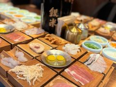 -银米·云南传统过桥米线(双廊黑金冠店)
