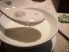 米浆杏仁茶-成隆行·蟹王府(九江路店)
