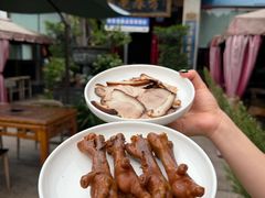 -老鼎万春卤菜(五代传承创始老店)