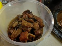 -三江鱼东北特色铁锅炖(骆驼店)