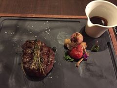 -恰餐厅及酒吧 CHAR Bar & Grill (北京丽都皇冠假日店)