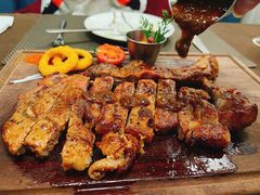 -悦享绿山墙西餐厅