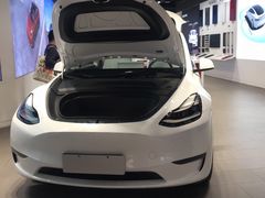 -TESLA 特斯拉(上海太古汇体验店)